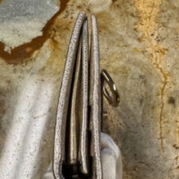 Gucci Metallic Beige and Gold Continental D-Ring GG Canvas - Picture 7 of 9